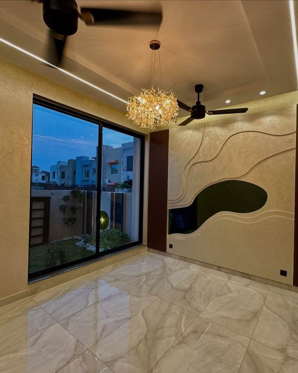 10 Marla Brand New Luxury House For Sale In Very Reasonable Prize