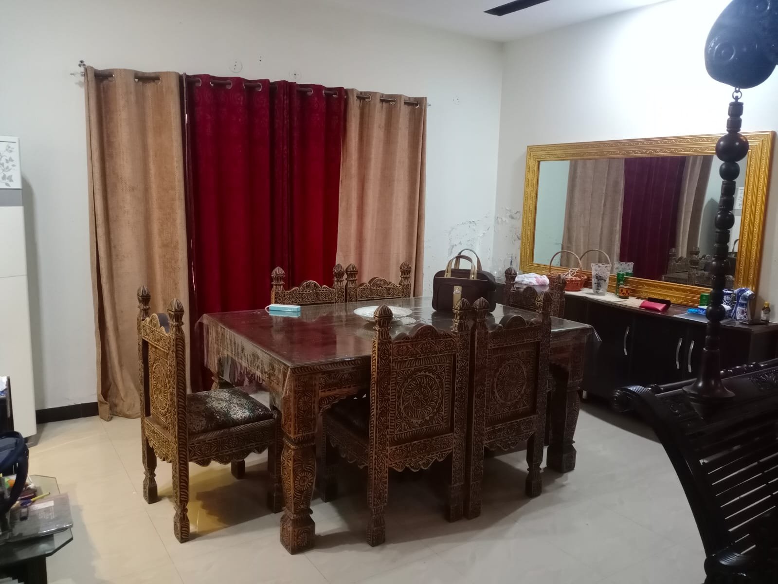 10 Marla Beautiful House for sale in Bahria Town Lahore