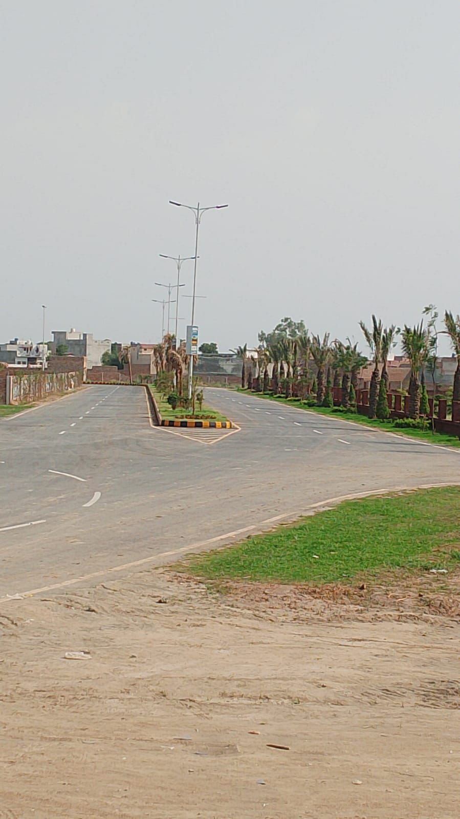 18 Marla Residential plot available for sale at very hot location of Overseas B Block , Bahria Town Lahore