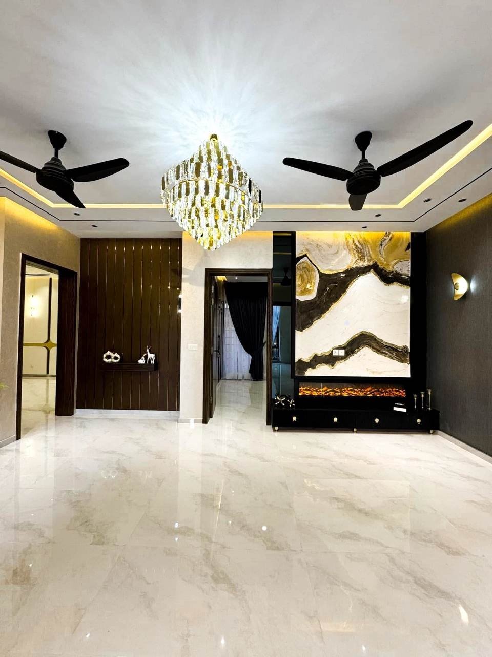 Location Aver land kanal barki road Three bedrooms Tv loung Drawing room Serven quarter